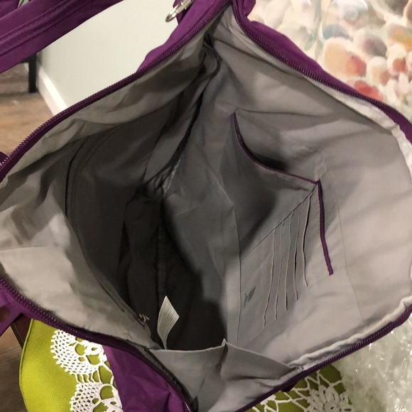 NWOT RFID travel cross body bag - Picture 3 of 4